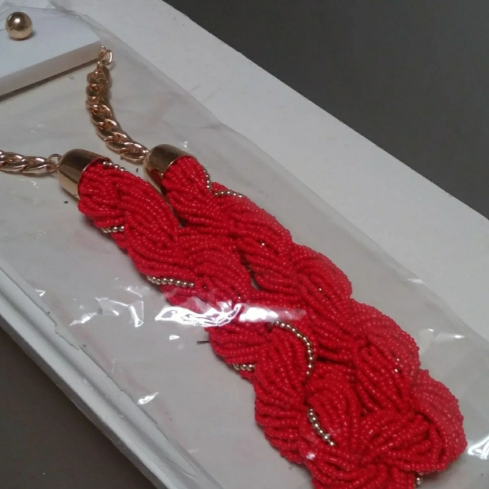 Bead Thread Necklace Set - Picture 2 of 3